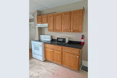 225 W Ohio Avenue, Sebring, OH 44672 - Photo 7