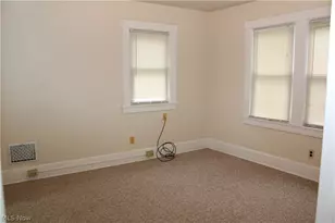 323 S Hazelwood Ave, Youngstown, OH 44509 - Photo 19