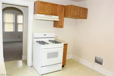 323 S Hazelwood Avenue, Youngstown, OH 44509 - Photo 21