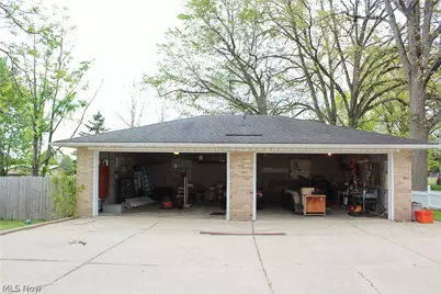 323 S Hazelwood Avenue, Youngstown, OH 44509 - Photo 37