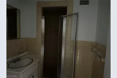 13800 Fairhill Road #416, Huber Heights, OH 44120 - Photo 9