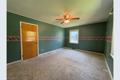 1942 E 41st Street, Ashtabula, OH 44004 - Photo 7