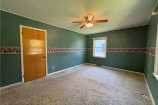 1942 E 41st St, Ashtabula, OH 44004 - Photo 7