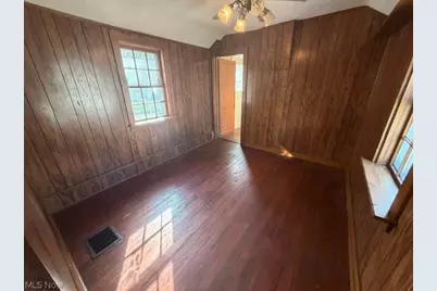 174 Columbus Street, Bedford, OH 44146 - Photo 9