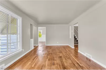 14205 Corridon Avenue, Maple Heights, OH 44137 - Photo 5