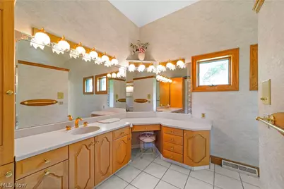 36900 Chester Road, Avon, OH 44011 - Photo 27