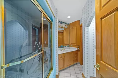 36900 Chester Road, Avon, OH 44011 - Photo 37