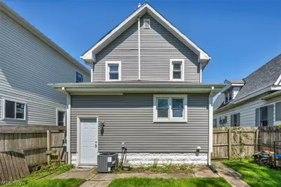 1646 Walnut Boulevard, Ashtabula, OH 44004 - Photo 23