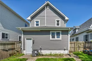 1646 Walnut Blvd, Ashtabula, OH 44004 - Photo 23
