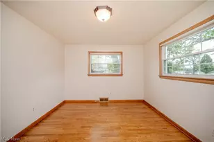 1656 Yolanda Dr, Youngstown, OH 44511 - Photo 23
