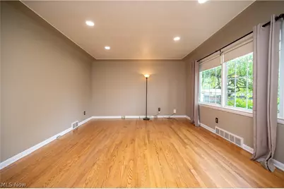 1656 Yolanda Drive, Youngstown, OH 44511 - Photo 9
