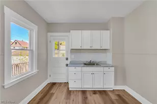 3921 W 21st St, Loveland, OH 44109 - Photo 11
