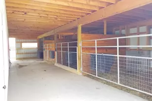 13490 Cunningham Rd, Apple Creek, OH 44606 - Photo 17