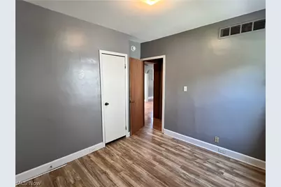 4385 W 50th Street, Loveland, OH 44144 - Photo 5