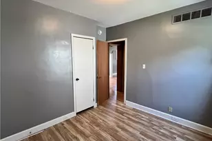 4385 W 50th St, Loveland, OH 44144 - Photo 5
