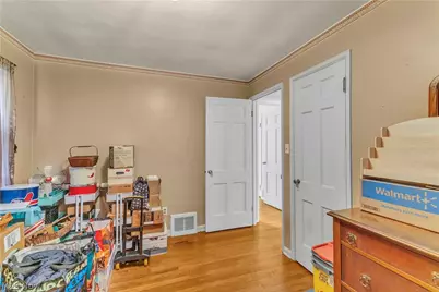 7534 Farnum Avenue, Middleburg Heights, OH 44130 - Photo 15
