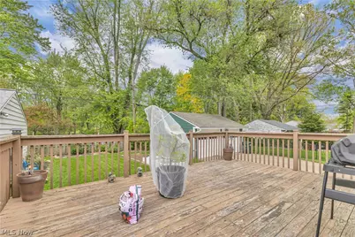 7534 Farnum Avenue, Middleburg Heights, OH 44130 - Photo 25
