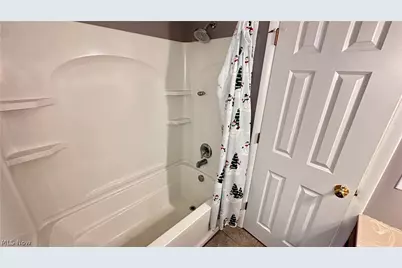 1206 Genesee Avenue, Mayfield Heights, OH 44124 - Photo 17