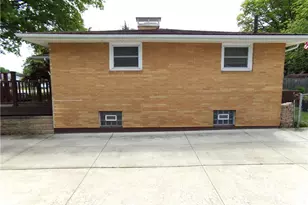 317 Wrexham Ave SW, Massillon, OH 44646 - Photo 3