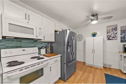 27840 Lincoln Road, Bay Village, OH 44140 - Photo 19