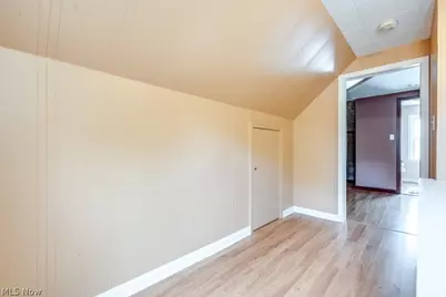 1367 Churchill Road, Lyndhurst, OH 44124 - Photo 23