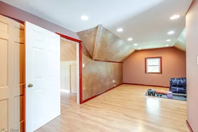 1367 Churchill Road, Lyndhurst, OH 44124 - Photo 27