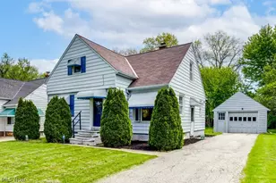 1367 Churchill Rd, Lyndhurst, OH 44124 - Photo 3