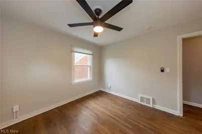 1241 Sunset Road, Mayfield Heights, OH 44124 - Photo 19