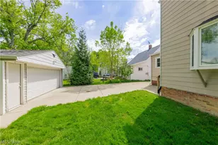 1241 Sunset Rd, Mayfield Heights, OH 44124 - Photo 43