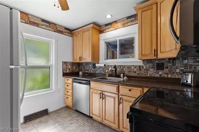 154 23rd Street, Wellsburg, WV 26070 - Photo 9