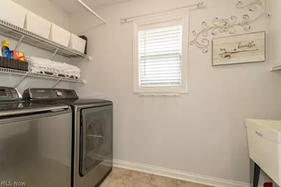 10266 Wildflower Way, Grandview Heights, OH 44147 - Photo 33