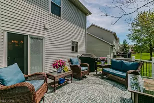 10266 Wildflower Way, Grandview Heights, OH 44147 - Photo 15