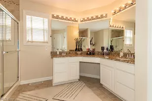 10266 Wildflower Way, Grandview Heights, OH 44147 - Photo 25