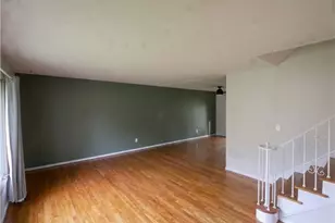 4633 Whitehall Dr, South Euclid, OH 44121 - Photo 5