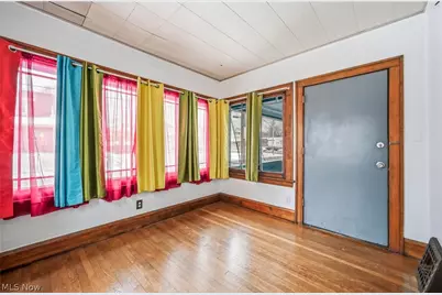 15 S Portland Avenue, Youngstown, OH 44509 - Photo 5