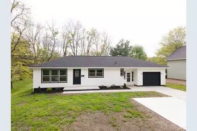 967 S Canal Street, Canal Fulton, OH 44614 - Photo 1