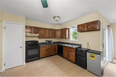 12360 Cowley Road, Columbia Station, OH 44028 - Photo 9