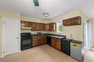 12360 Cowley Rd, Columbia Station, OH 44028 - Photo 9