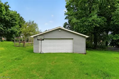 19 S Butler Avenue, Niles, OH 44446 - Photo 5