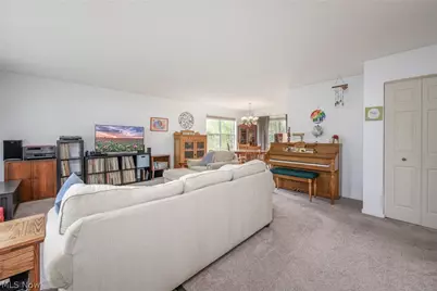 1722 W Idlewood Drive, Twinsburg, OH 44087 - Photo 13