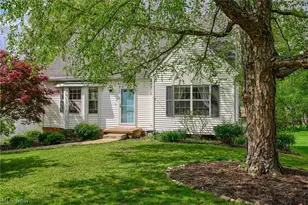 1722 W Idlewood Dr, Twinsburg, OH 44087 - Photo 3