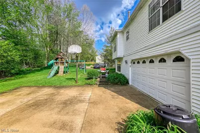 1722 W Idlewood Drive, Twinsburg, OH 44087 - Photo 7