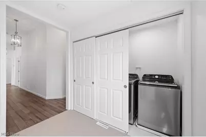58 W Orange Street, Chagrin Falls, OH 44022 - Photo 31