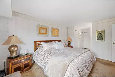 12500 Edgewater Drive #402, Oakwood, OH 44107 - Photo 23