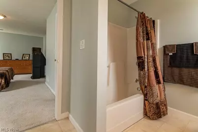 526 Deerwood Court, Painesville, OH 44077 - Photo 25
