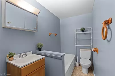 160 S Sugar Street, St Clairsville, OH 43950 - Photo 13