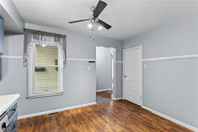 160 S Sugar Street, St Clairsville, OH 43950 - Photo 9