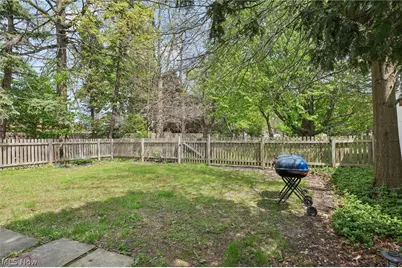 469 Richmond Road, Richmond Heights, OH 44143 - Photo 21