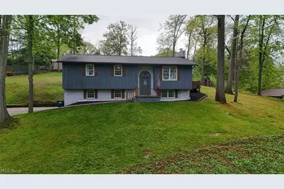 2490 Oak Tree Drive NW, Dover, OH 44622 - Photo 1