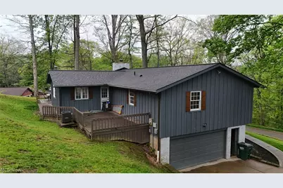 2490 Oak Tree Drive NW, Dover, OH 44622 - Photo 3